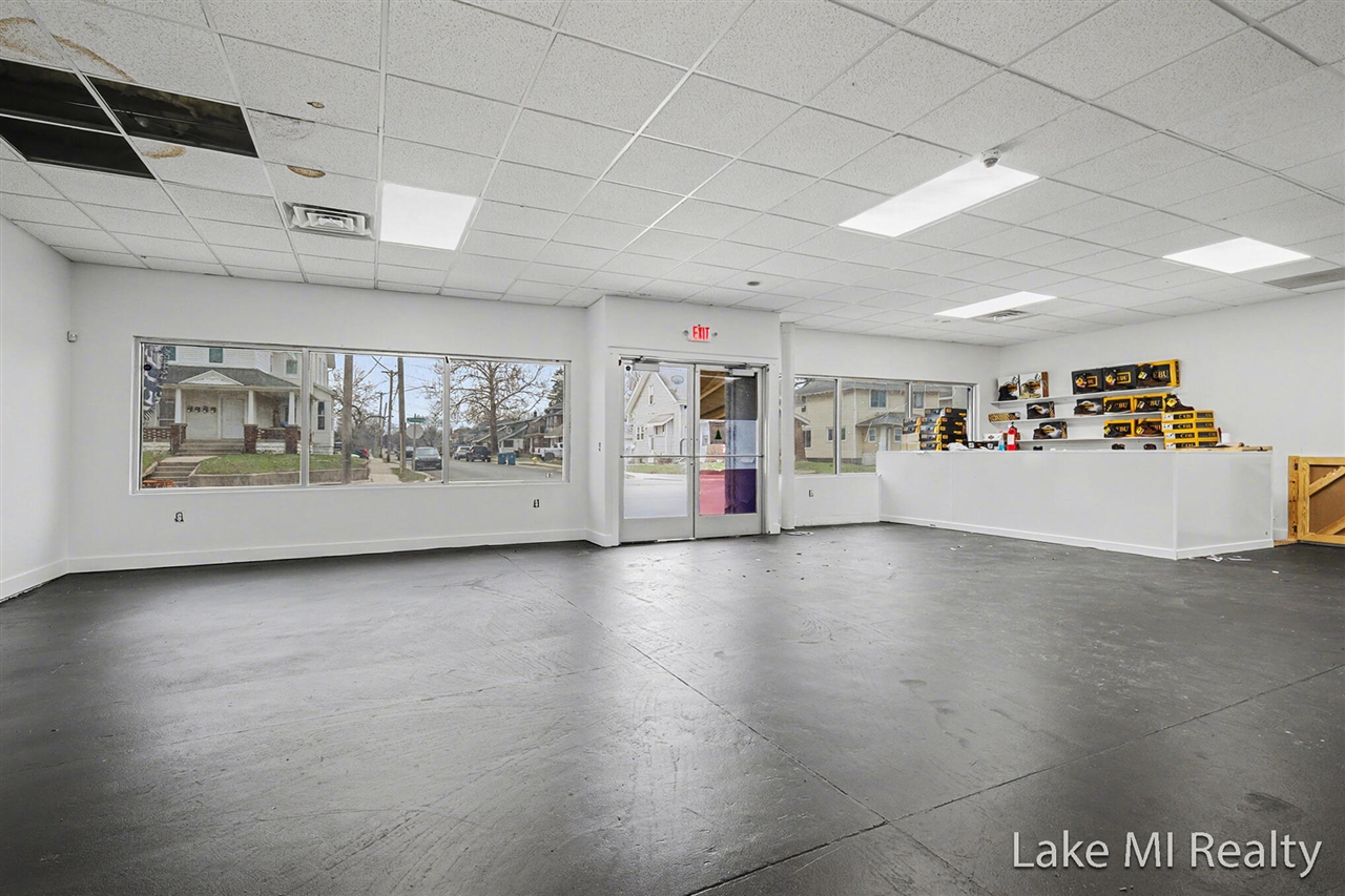 1225 Chicago Drive, Wyoming, MI, 49509-1005