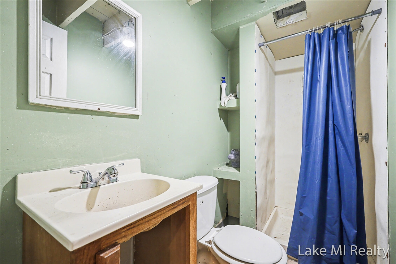 1225 Chicago Drive, Wyoming, MI, 49509-1005