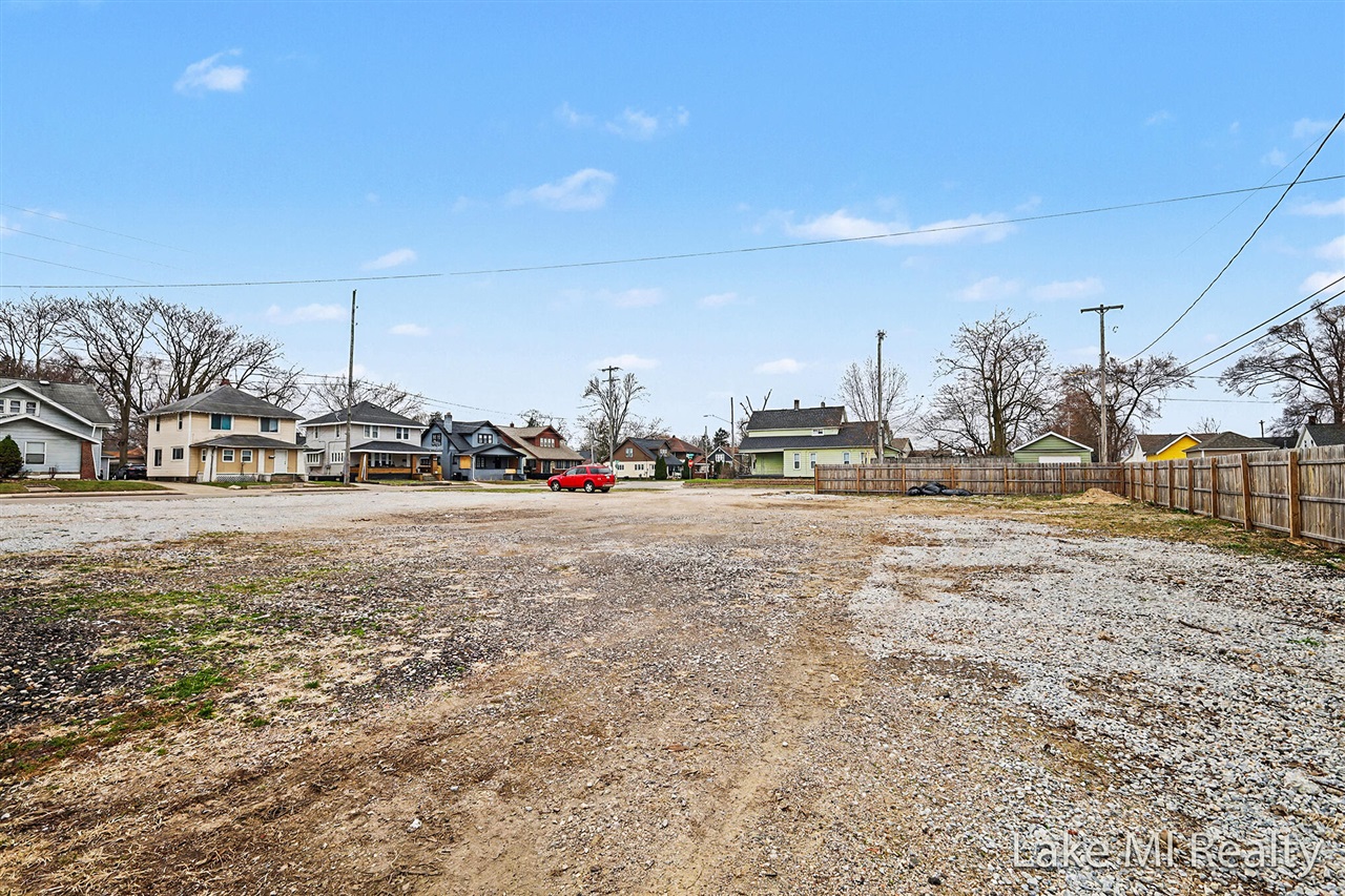 1225 Chicago Drive, Wyoming, MI, 49509-1005