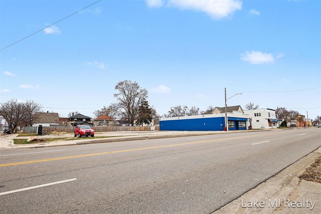 1225 Chicago Drive, Wyoming, MI, 49509-1005