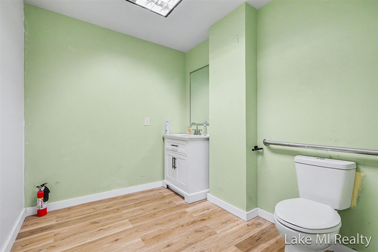 1225 Chicago Drive, Wyoming, MI, 49509-1005