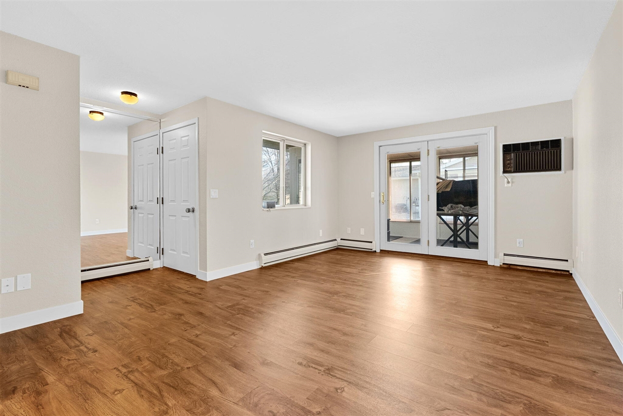 1016 Wedgewood Drive, Plainwell, MI, 49080-1278