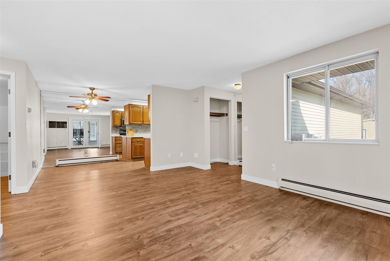 1016 Wedgewood Drive, Plainwell, MI, 49080-1278