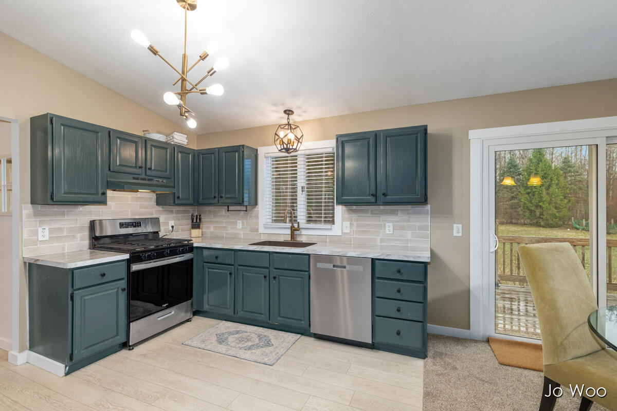 9020 Warner Street, Allendale, MI, 49401-7552