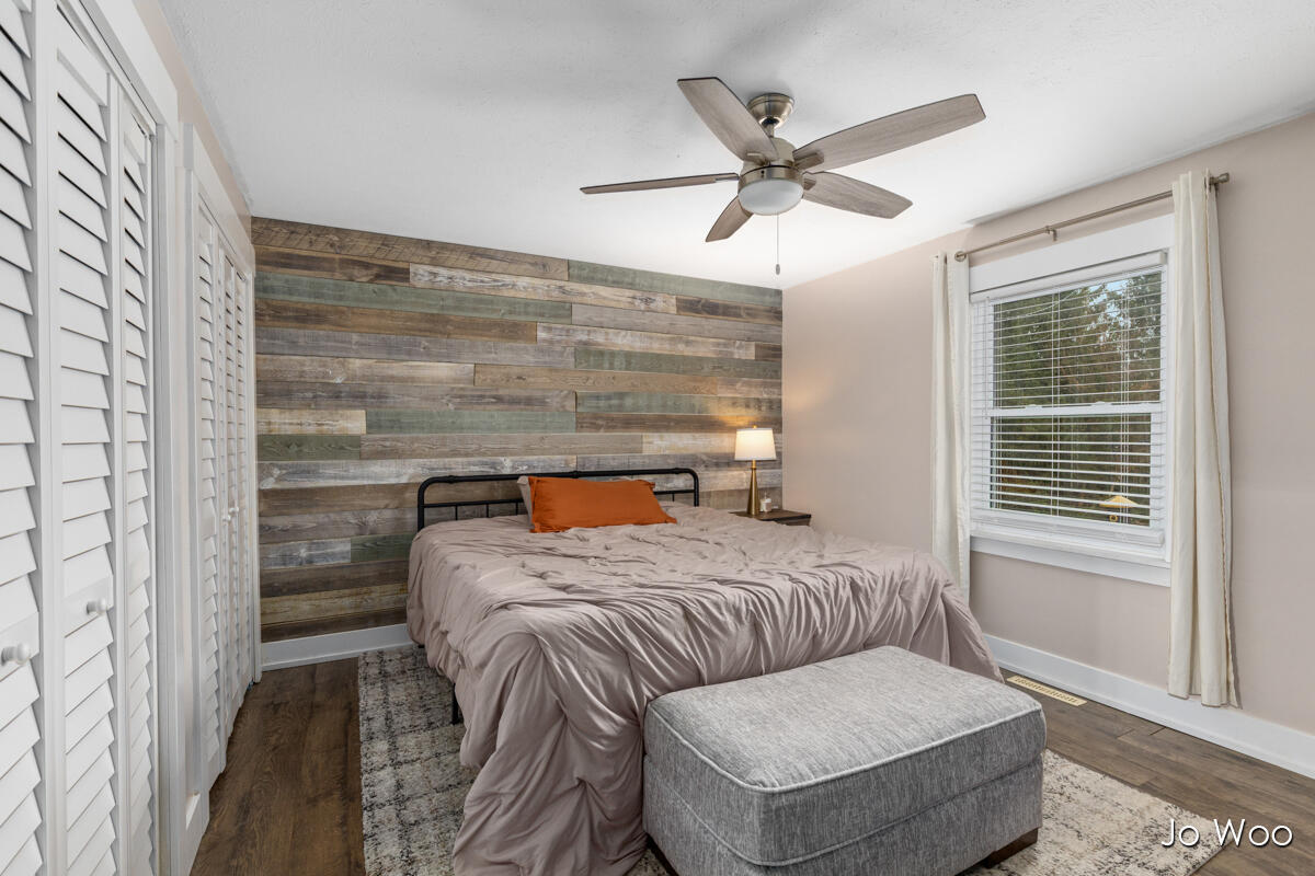 9020 Warner Street, Allendale, MI, 49401-7552