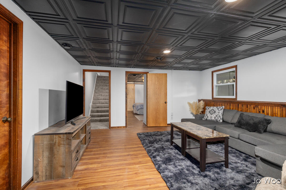 9020 Warner Street, Allendale, MI, 49401-7552