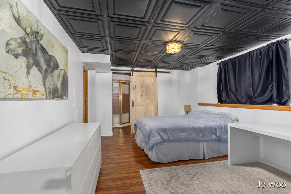 9020 Warner Street, Allendale, MI, 49401-7552