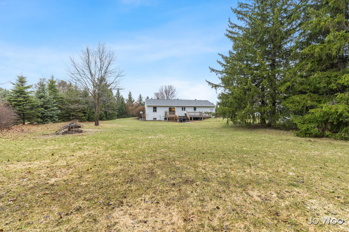 9020 Warner Street, Allendale, MI, 49401-7552