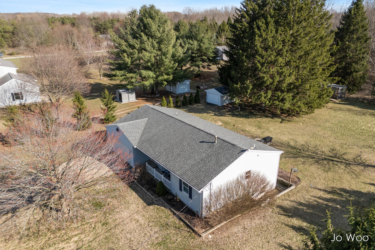 9020 Warner Street, Allendale, MI, 49401-7552