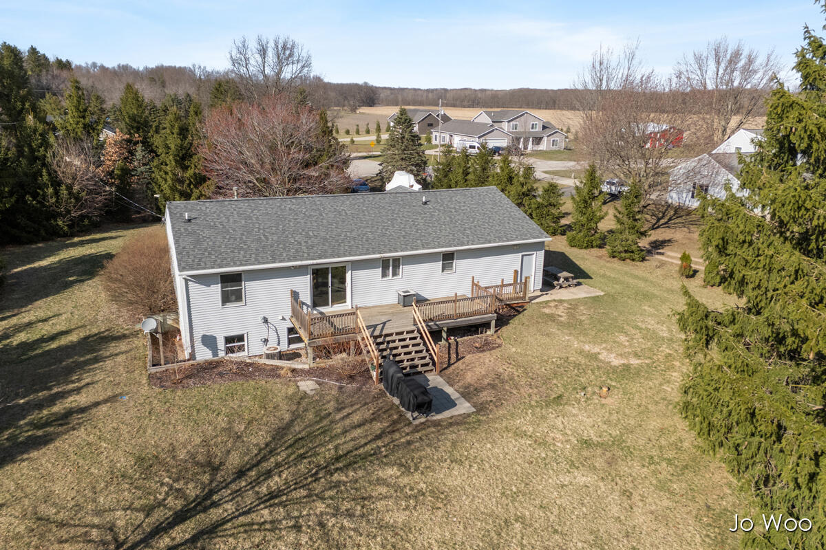 9020 Warner Street, Allendale, MI, 49401-7552