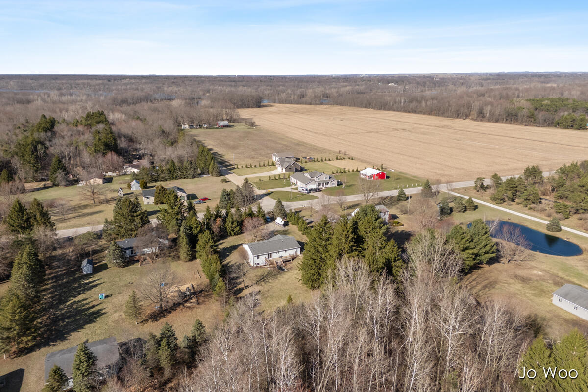 9020 Warner Street, Allendale, MI, 49401-7552