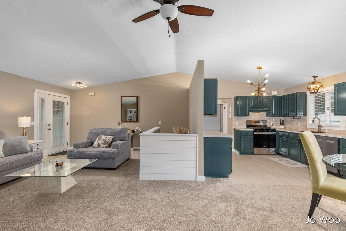 9020 Warner Street, Allendale, MI, 49401-7552