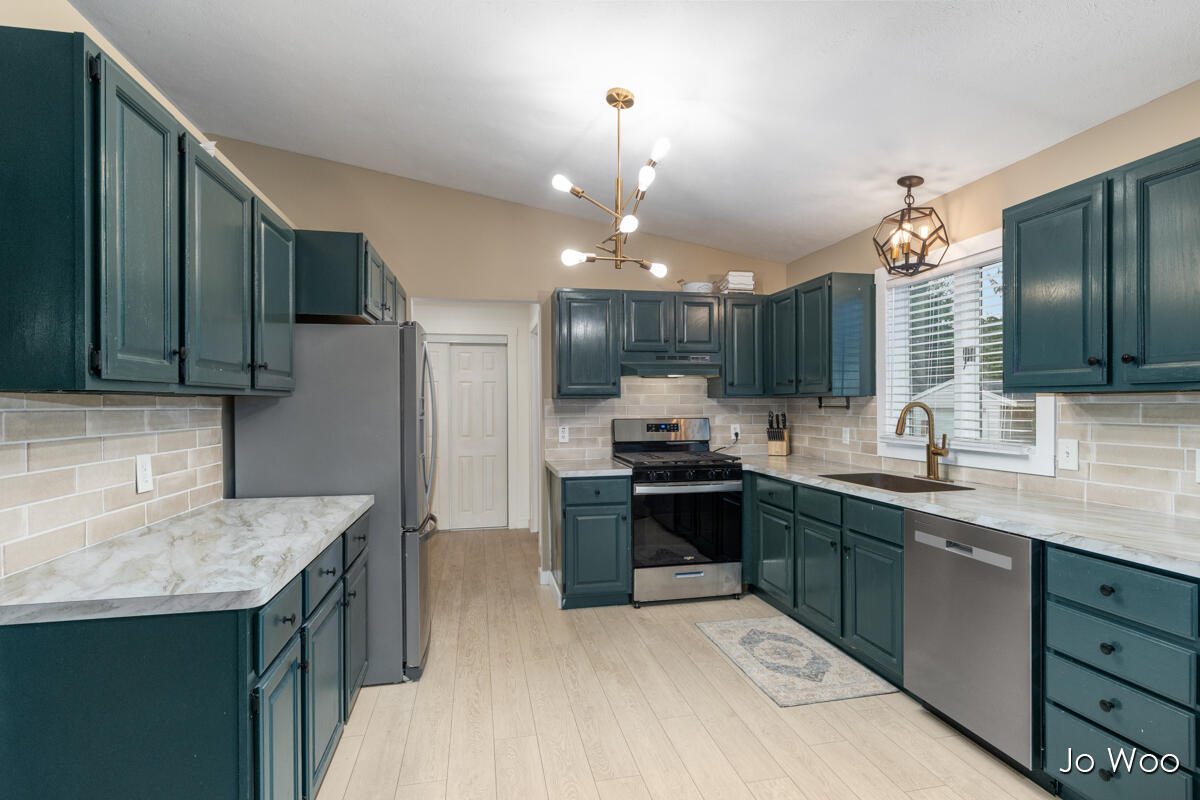 9020 Warner Street, Allendale, MI, 49401-7552