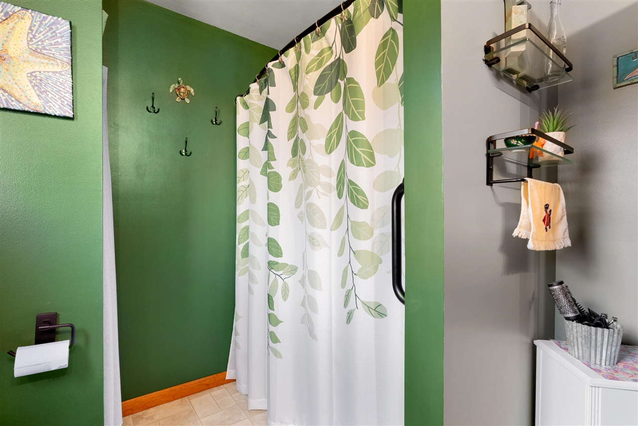 27965 North Street, Gobles, MI, 49055-9267