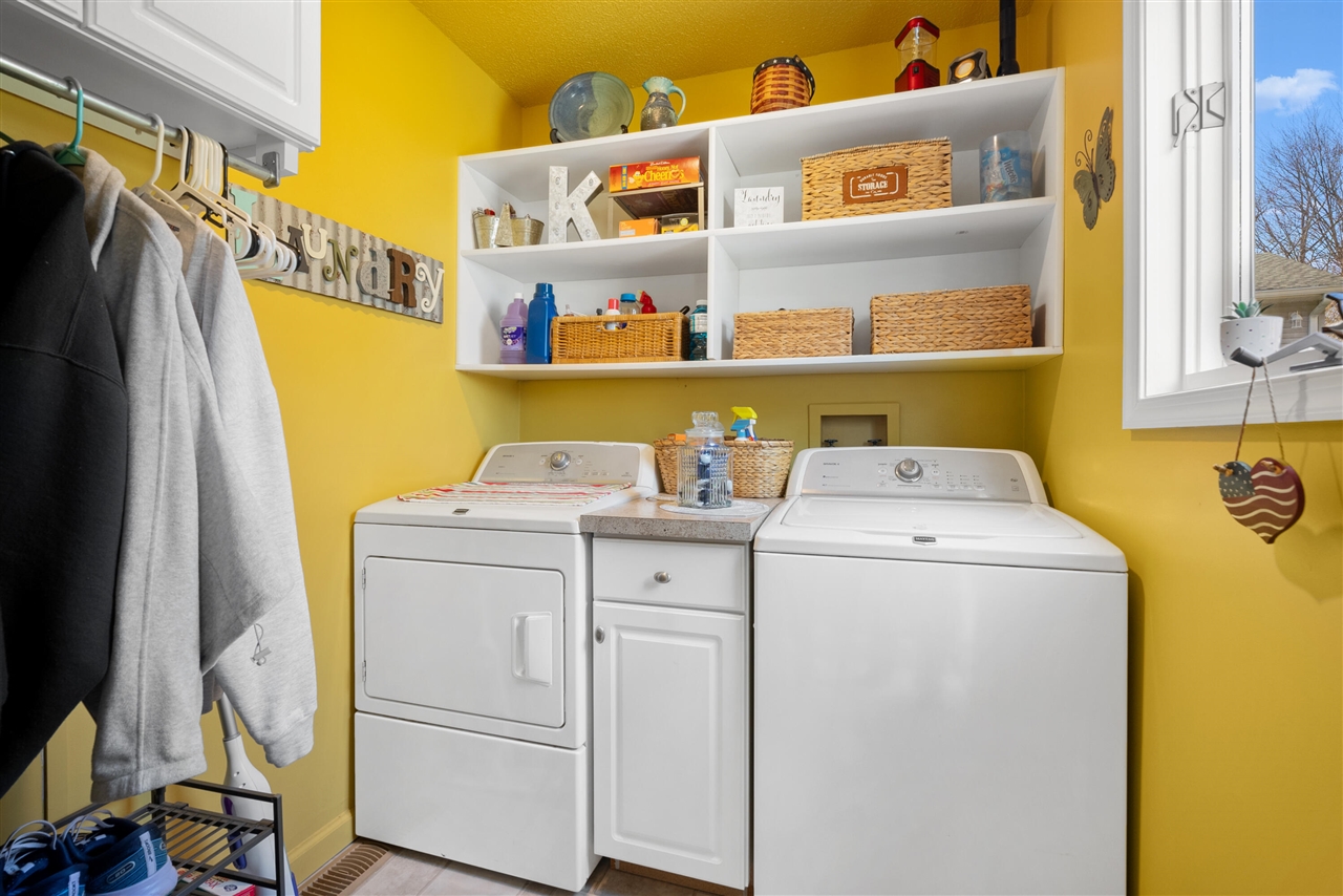 27965 North Street, Gobles, MI, 49055-9267