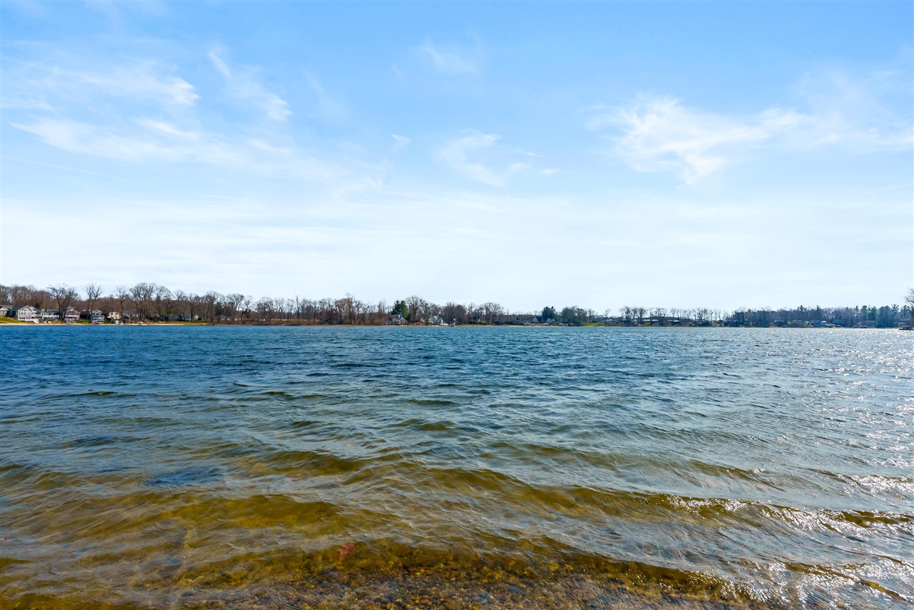 27965 North Street, Gobles, MI, 49055-9267