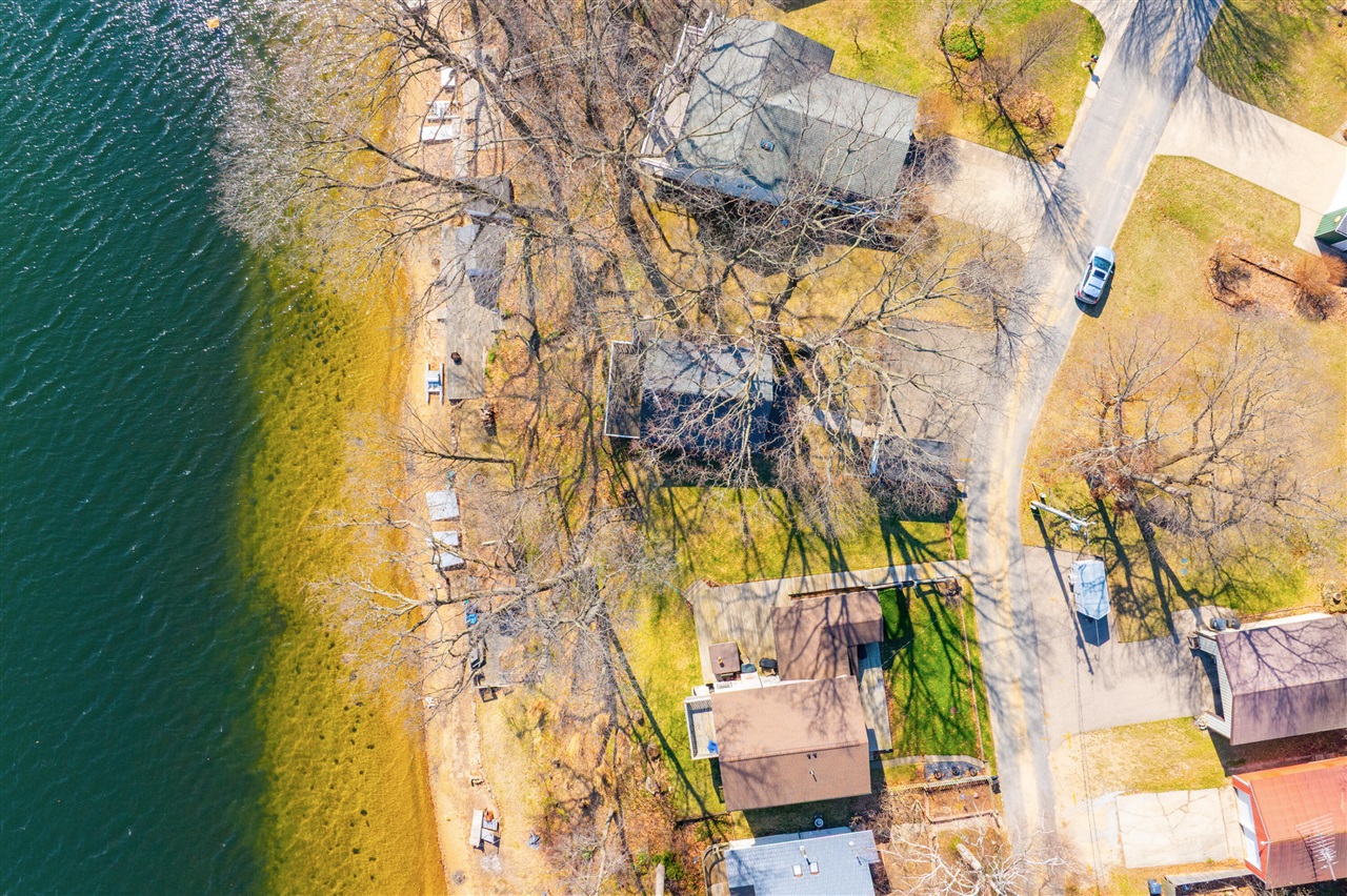 27965 North Street, Gobles, MI, 49055-9267