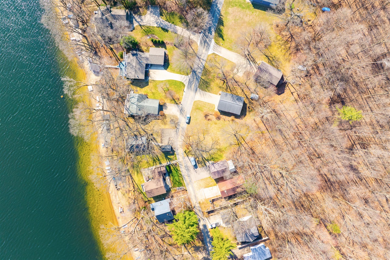 27965 North Street, Gobles, MI, 49055-9267