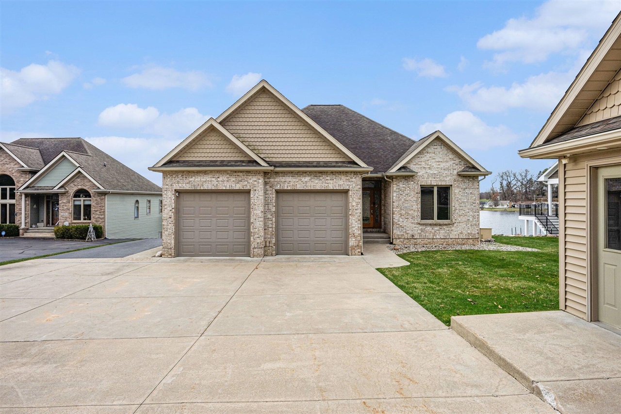 48855 Howard Drive, Lawrence, MI, 49064