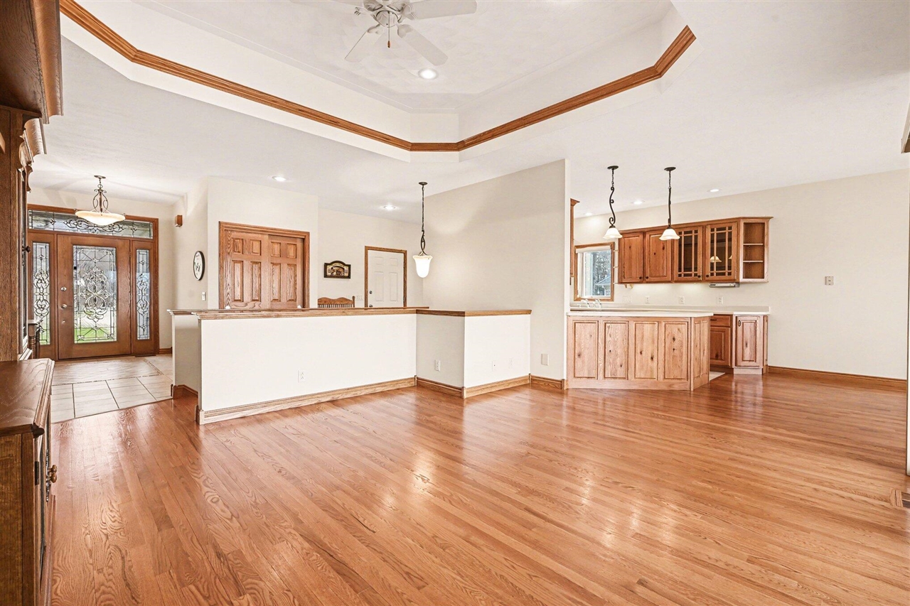 48855 Howard Drive, Lawrence, MI, 49064