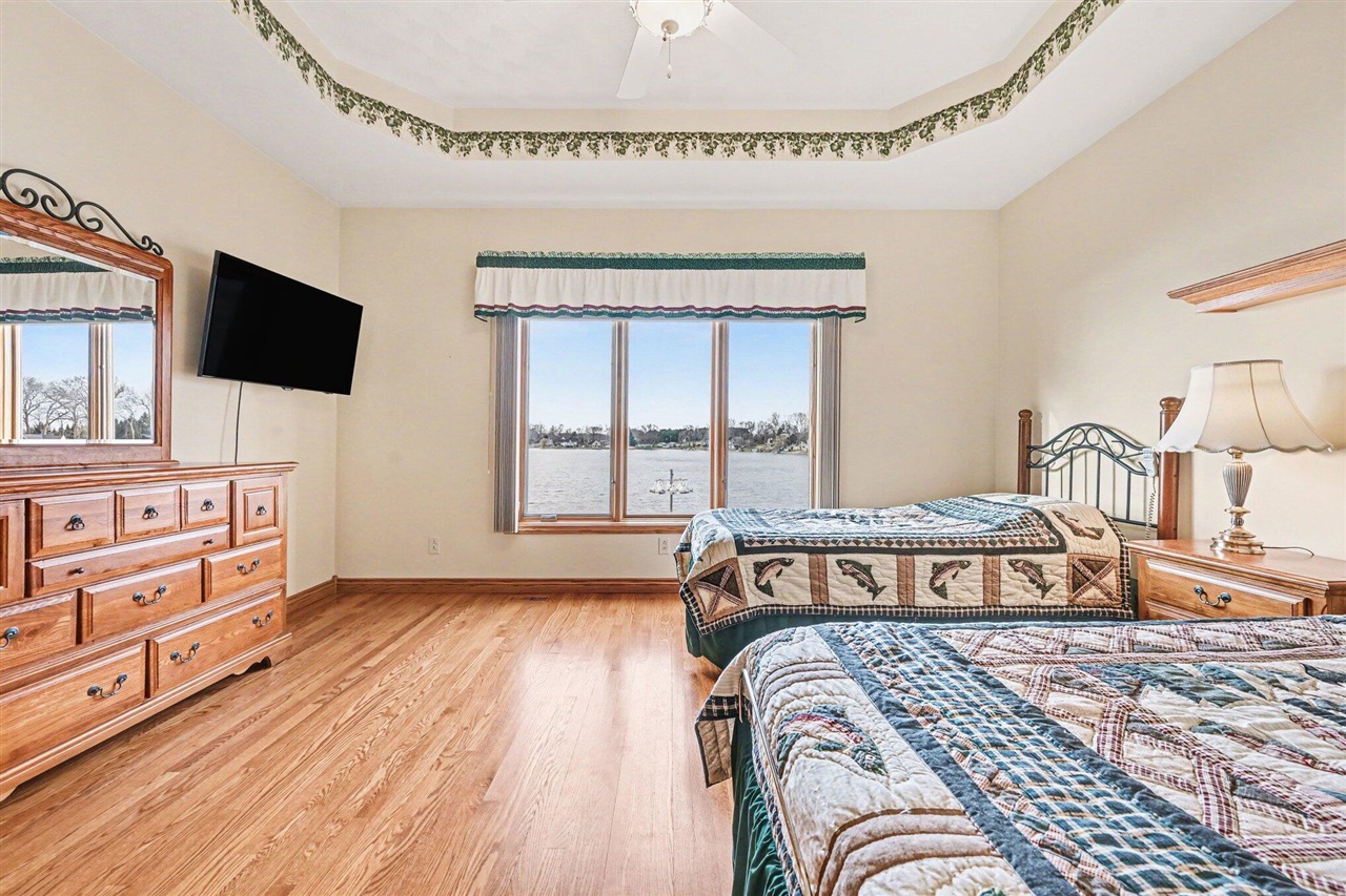 48855 Howard Drive, Lawrence, MI, 49064