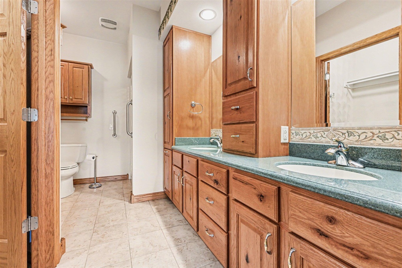 48855 Howard Drive, Lawrence, MI, 49064