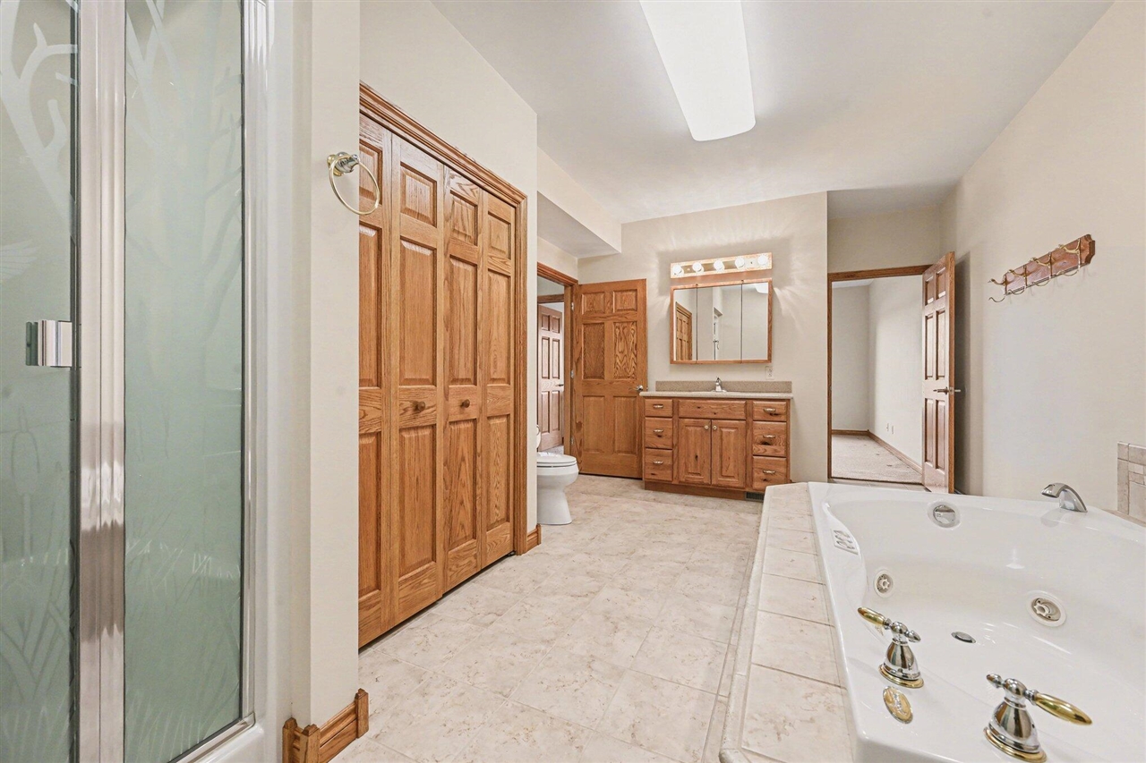 48855 Howard Drive, Lawrence, MI, 49064