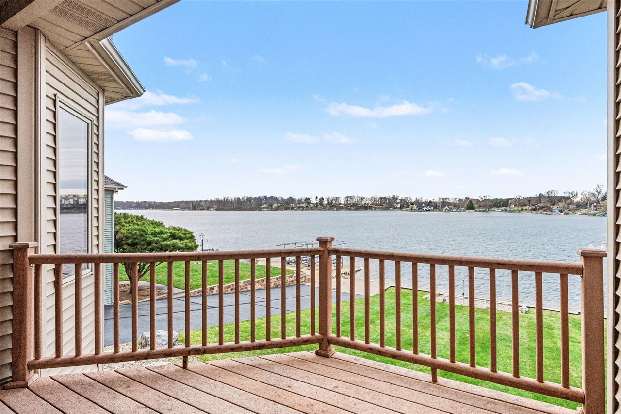 48855 Howard Drive, Lawrence, MI, 49064