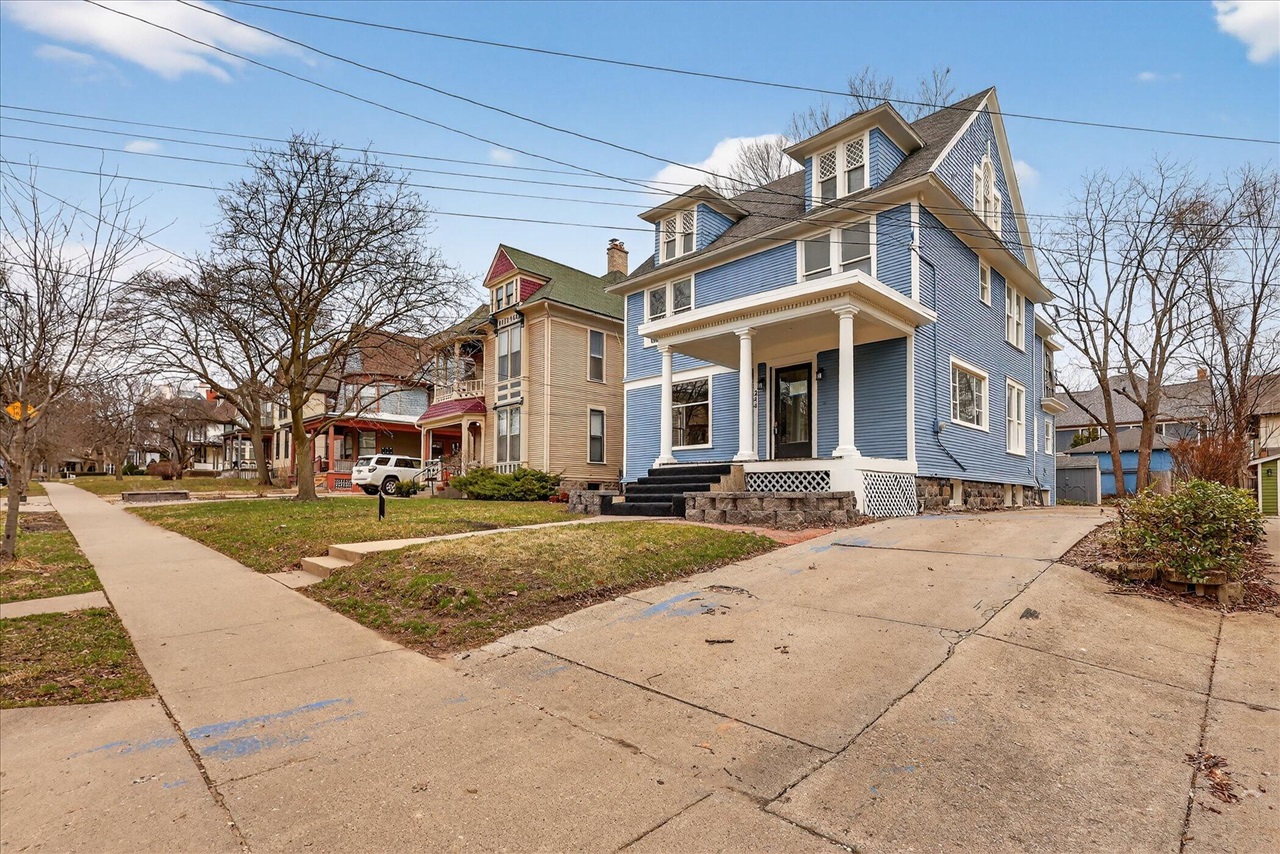 244 Union Avenue, Grand Rapids, MI, 49503-4719
