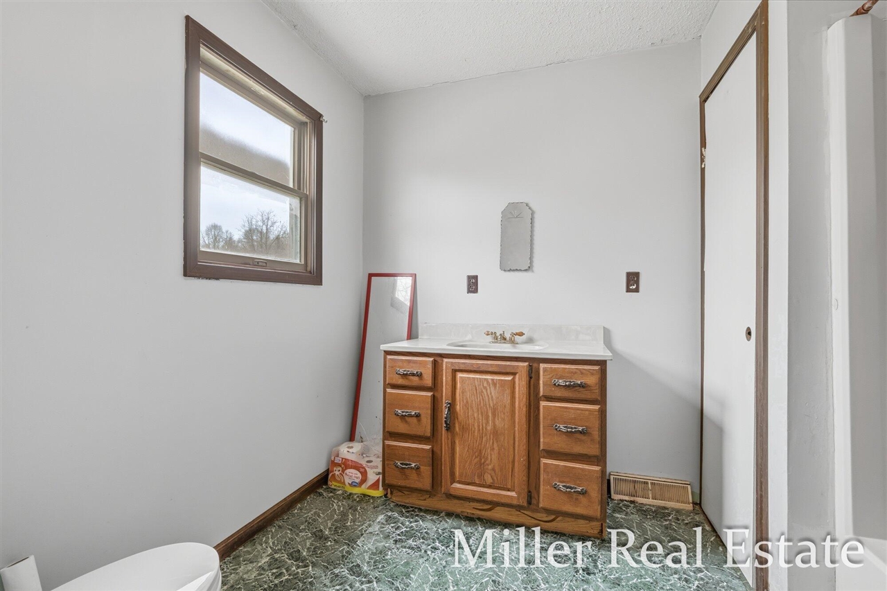 6130 Gurd Road, Hastings, MI, 49058-8634