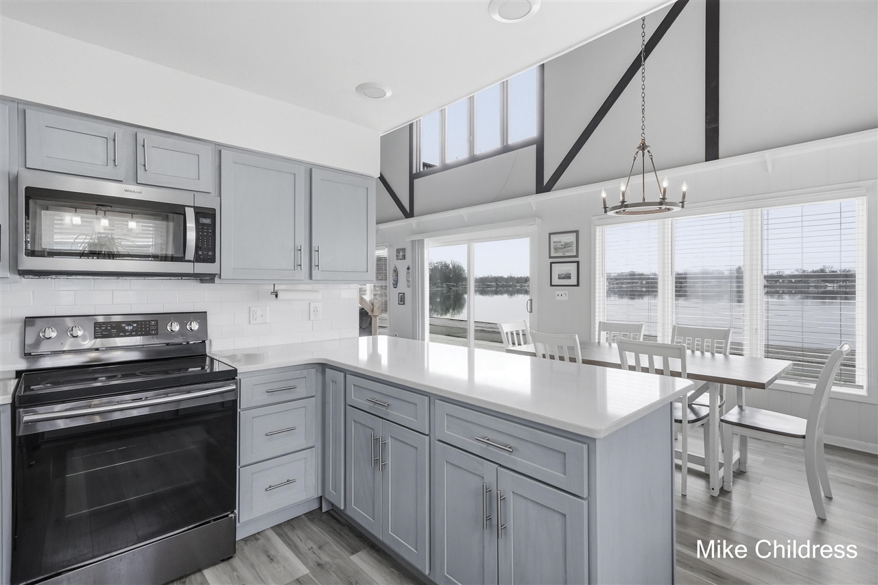 6390 Lakeshore Drive, Saranac, MI, 48881-8789