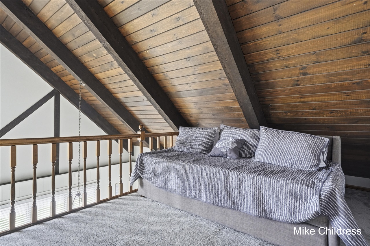 6390 Lakeshore Drive, Saranac, MI, 48881-8789