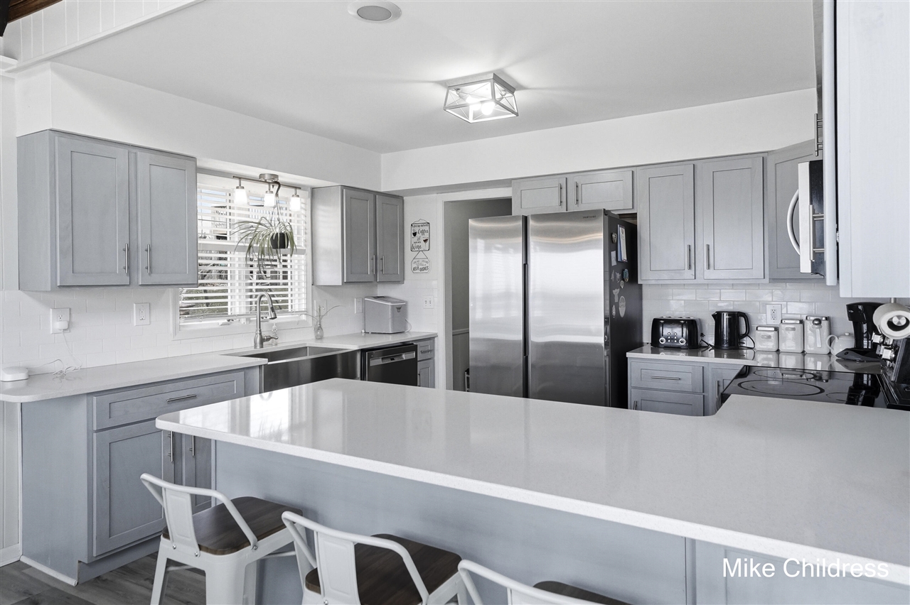 6390 Lakeshore Drive, Saranac, MI, 48881-8789