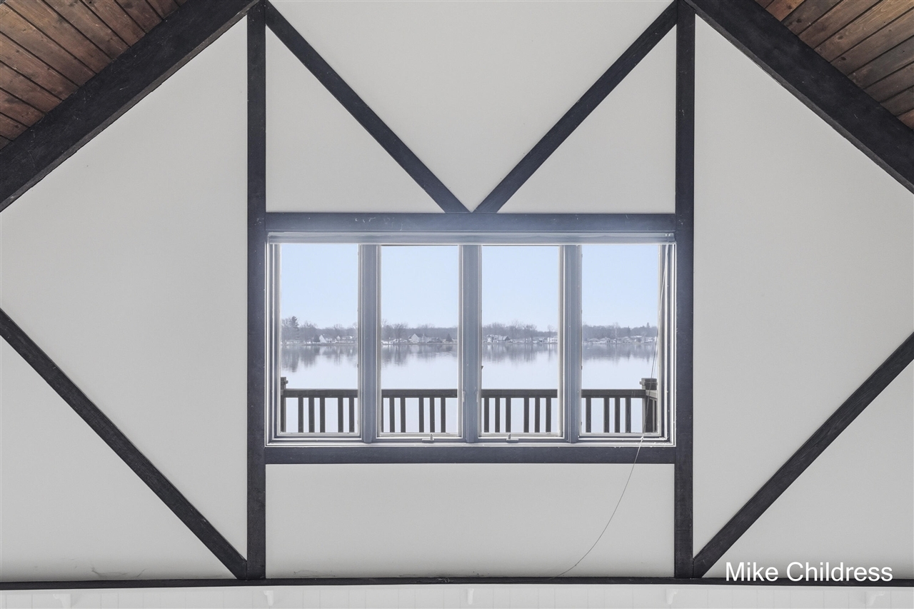 6390 Lakeshore Drive, Saranac, MI, 48881-8789