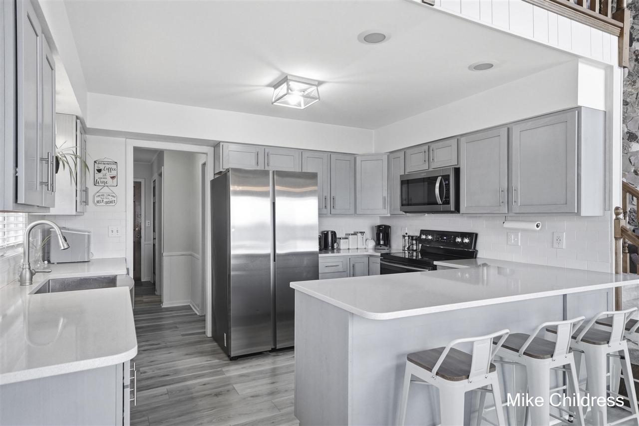 6390 Lakeshore Drive, Saranac, MI, 48881-8789