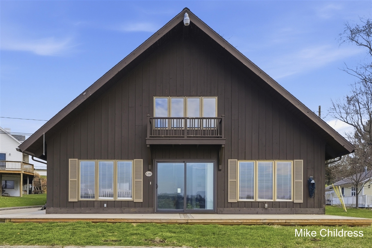 6390 Lakeshore Drive, Saranac, MI, 48881-8789
