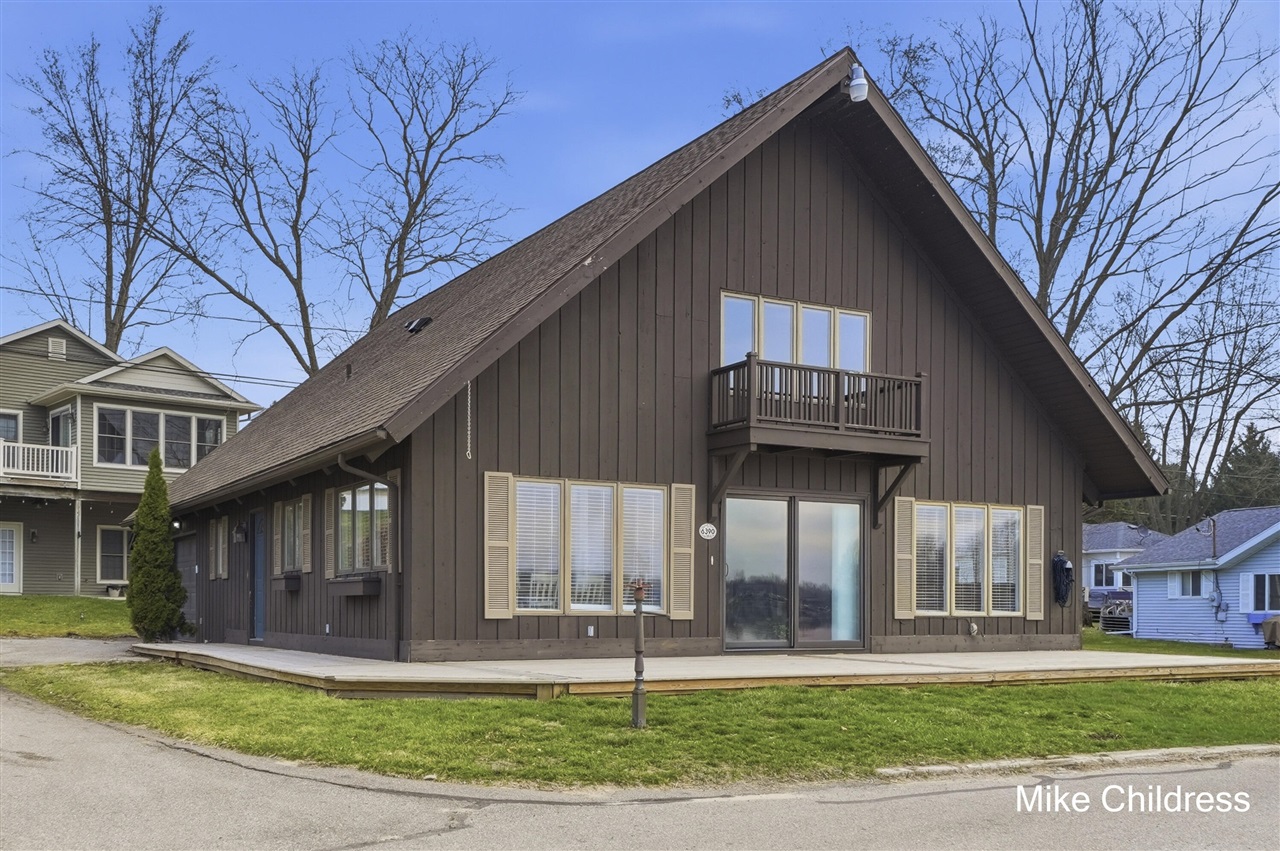 6390 Lakeshore Drive, Saranac, MI, 48881-8789