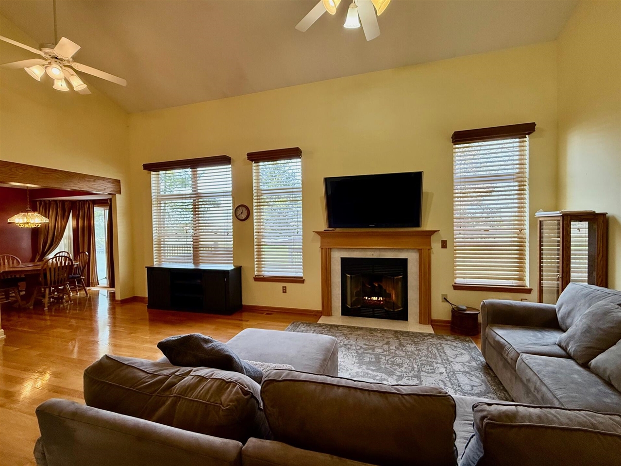 1975 Hollowbrook Drive, Holt, MI, 48842-8637