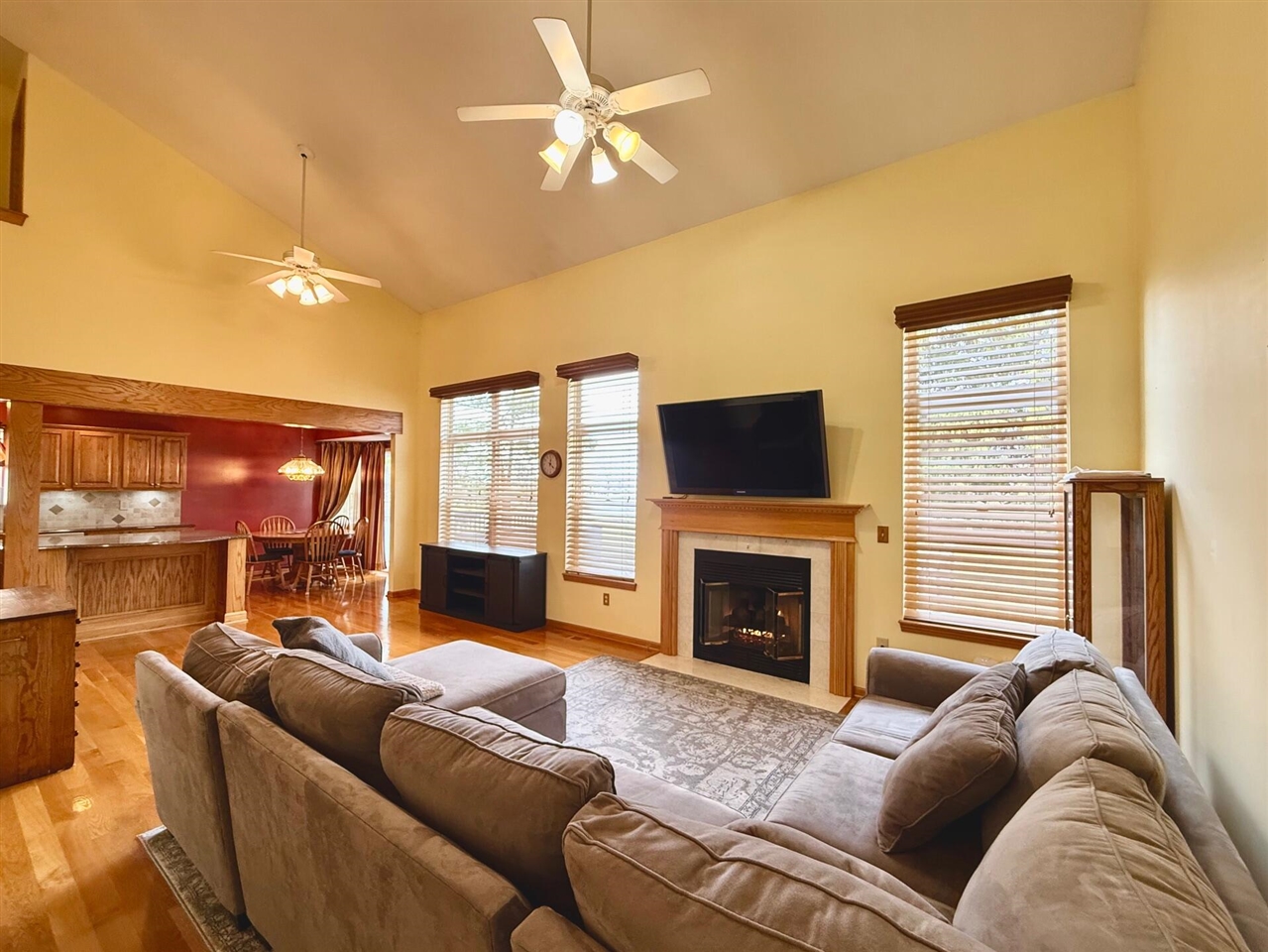 1975 Hollowbrook Drive, Holt, MI, 48842-8637