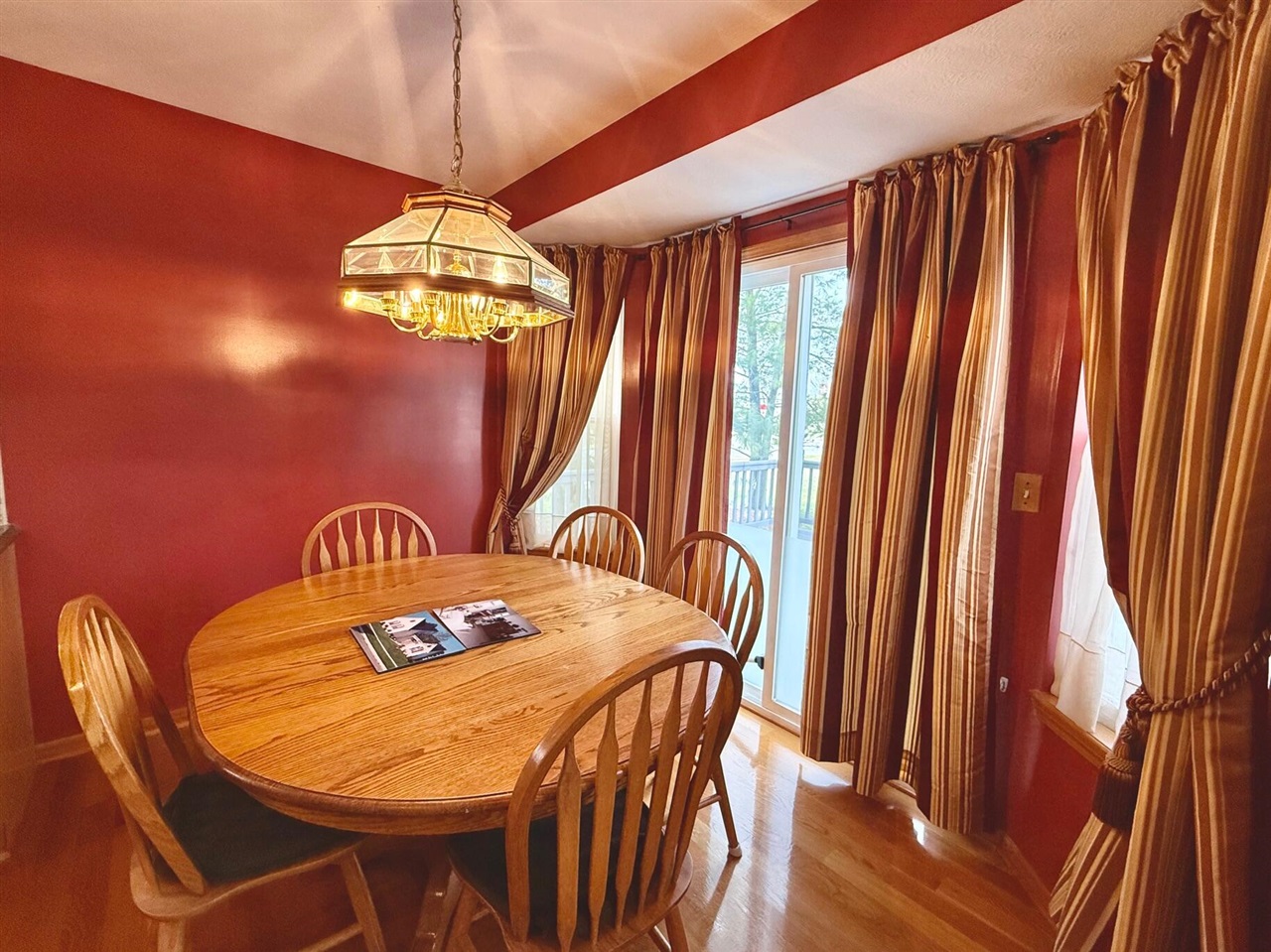 1975 Hollowbrook Drive, Holt, MI, 48842-8637