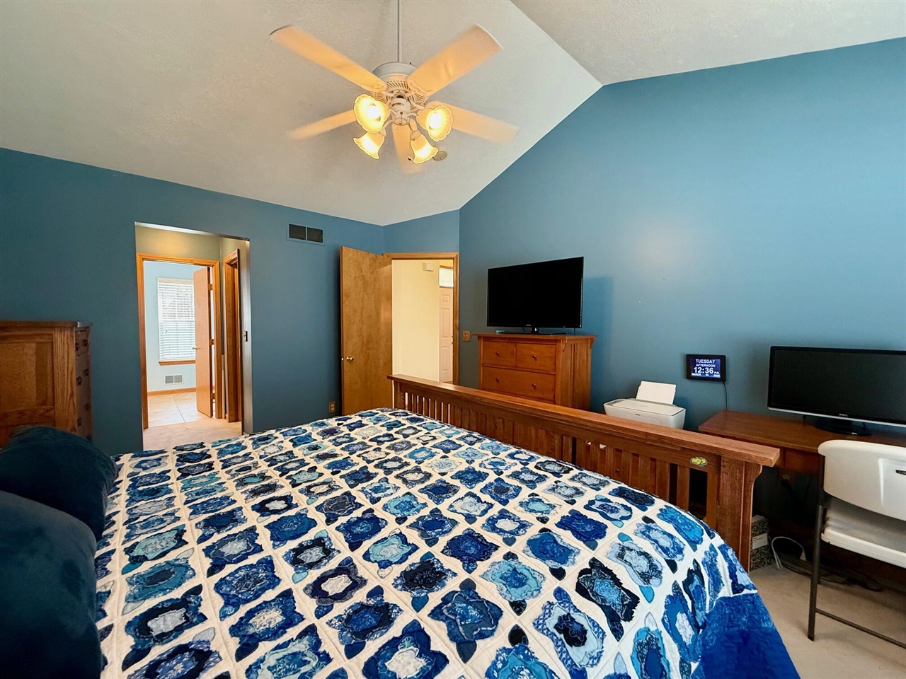 1975 Hollowbrook Drive, Holt, MI, 48842-8637