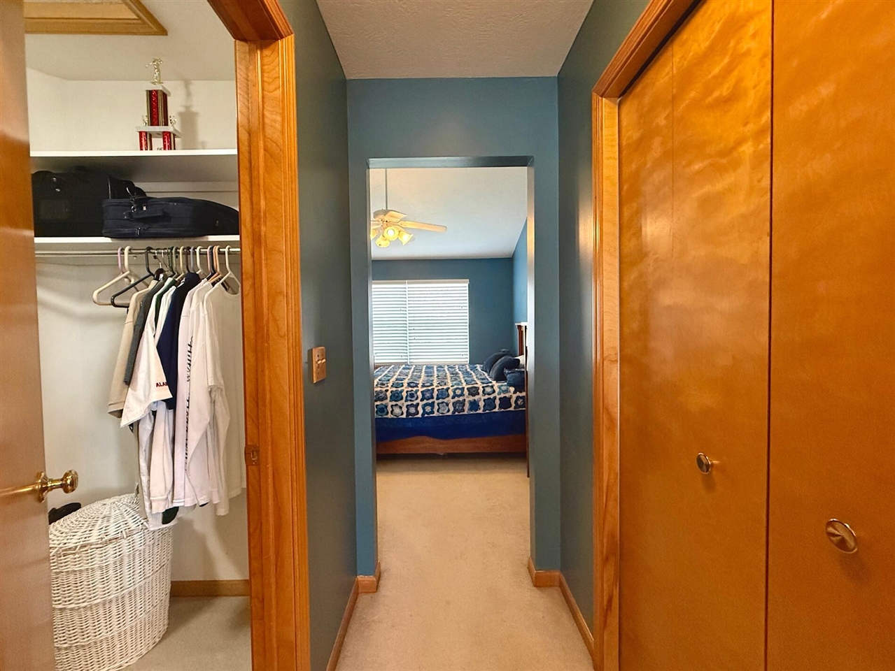 1975 Hollowbrook Drive, Holt, MI, 48842-8637