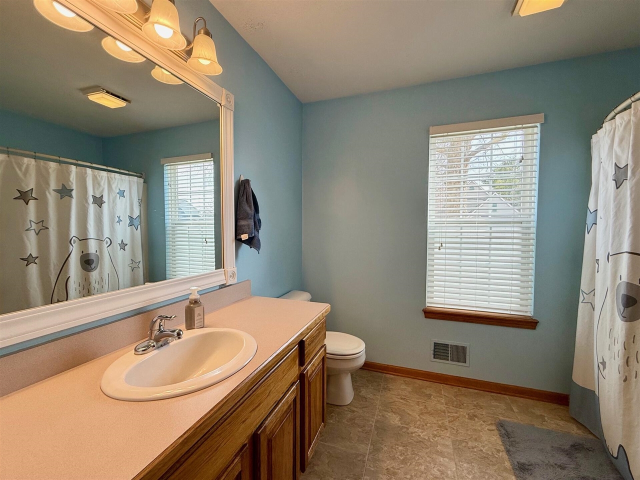 1975 Hollowbrook Drive, Holt, MI, 48842-8637