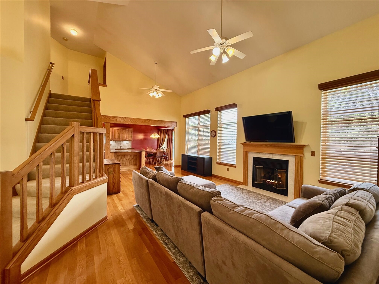 1975 Hollowbrook Drive, Holt, MI, 48842-8637