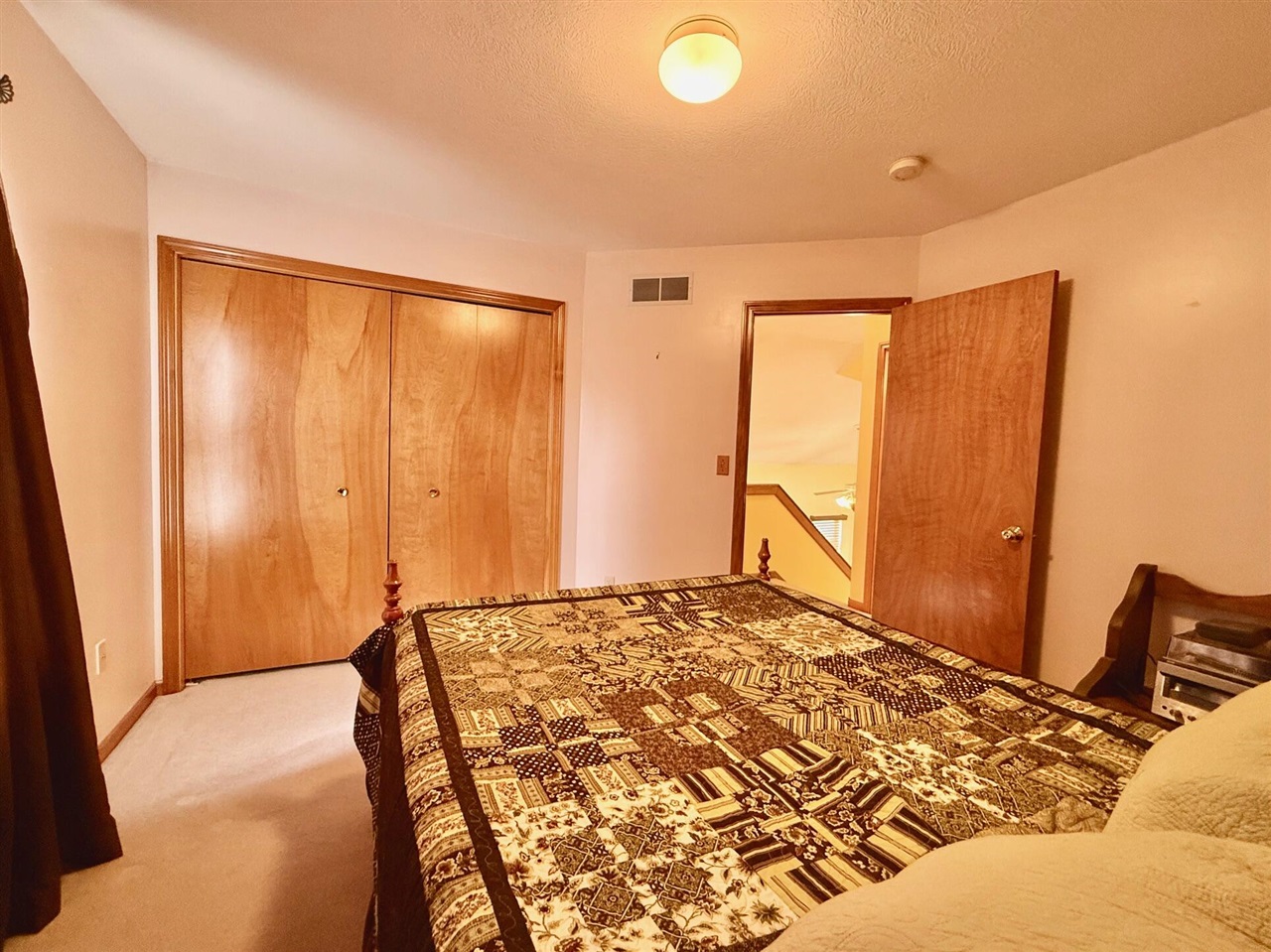 1975 Hollowbrook Drive, Holt, MI, 48842-8637