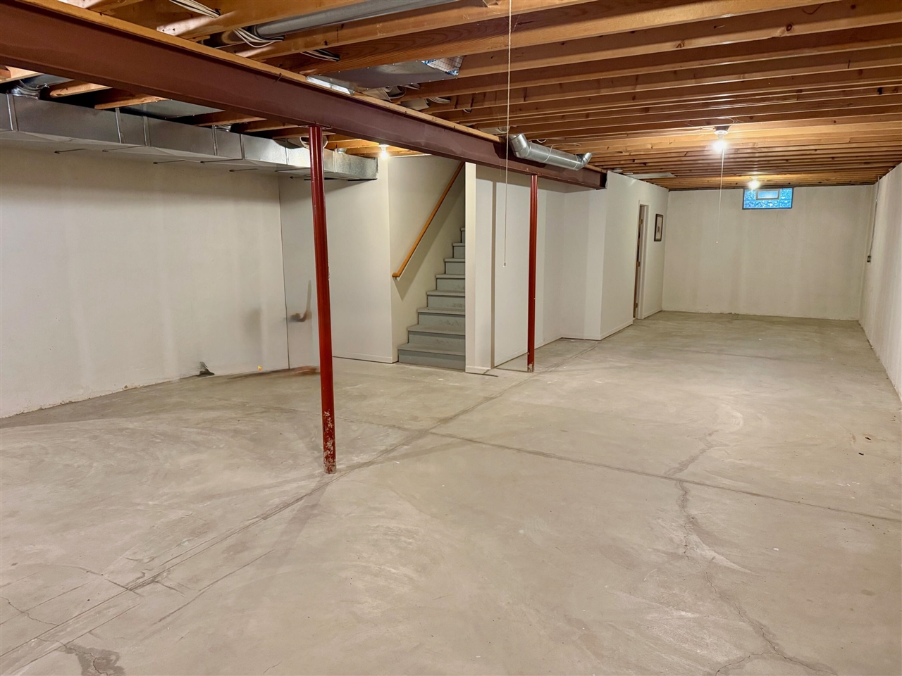 1975 Hollowbrook Drive, Holt, MI, 48842-8637