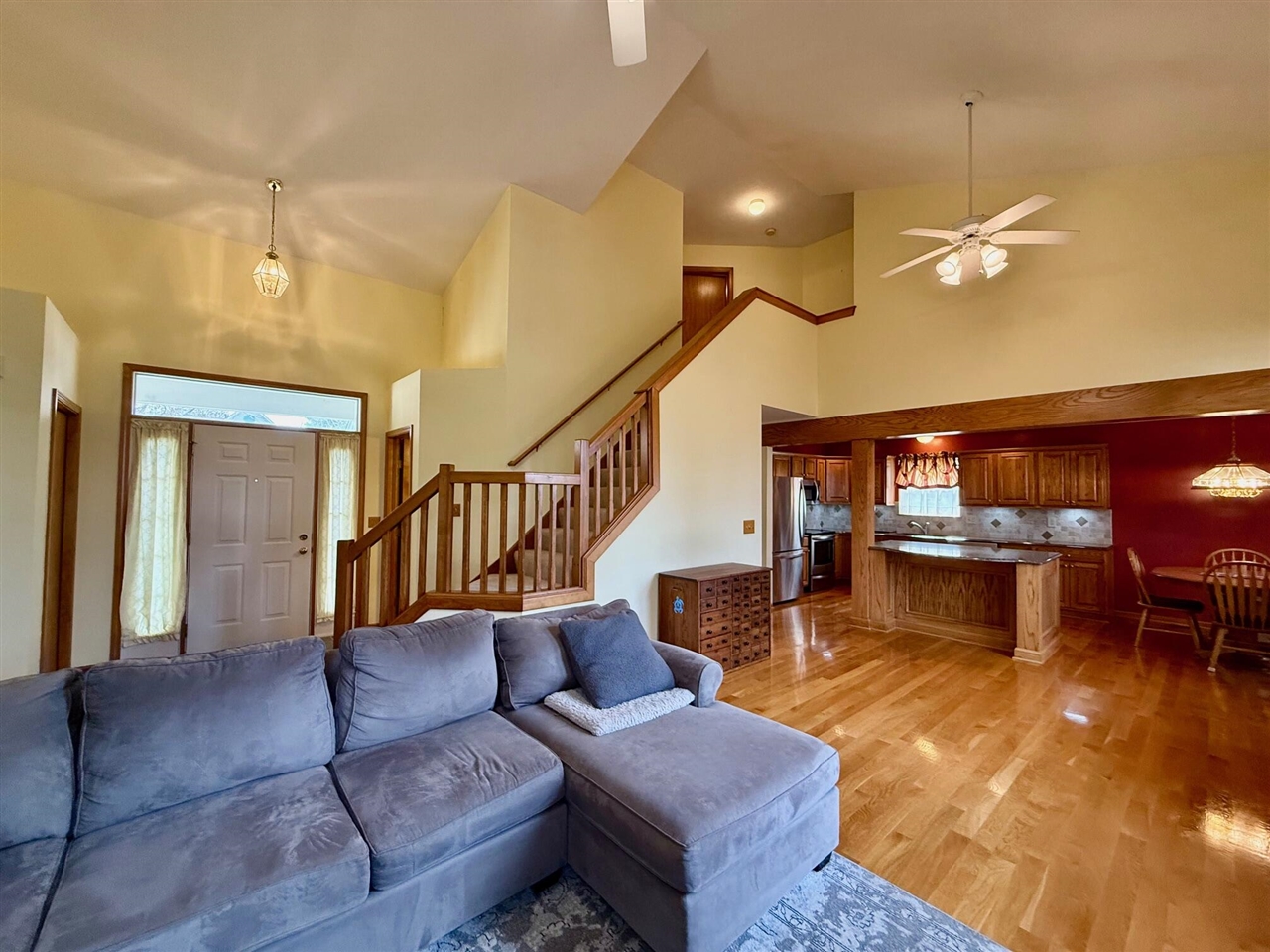 1975 Hollowbrook Drive, Holt, MI, 48842-8637