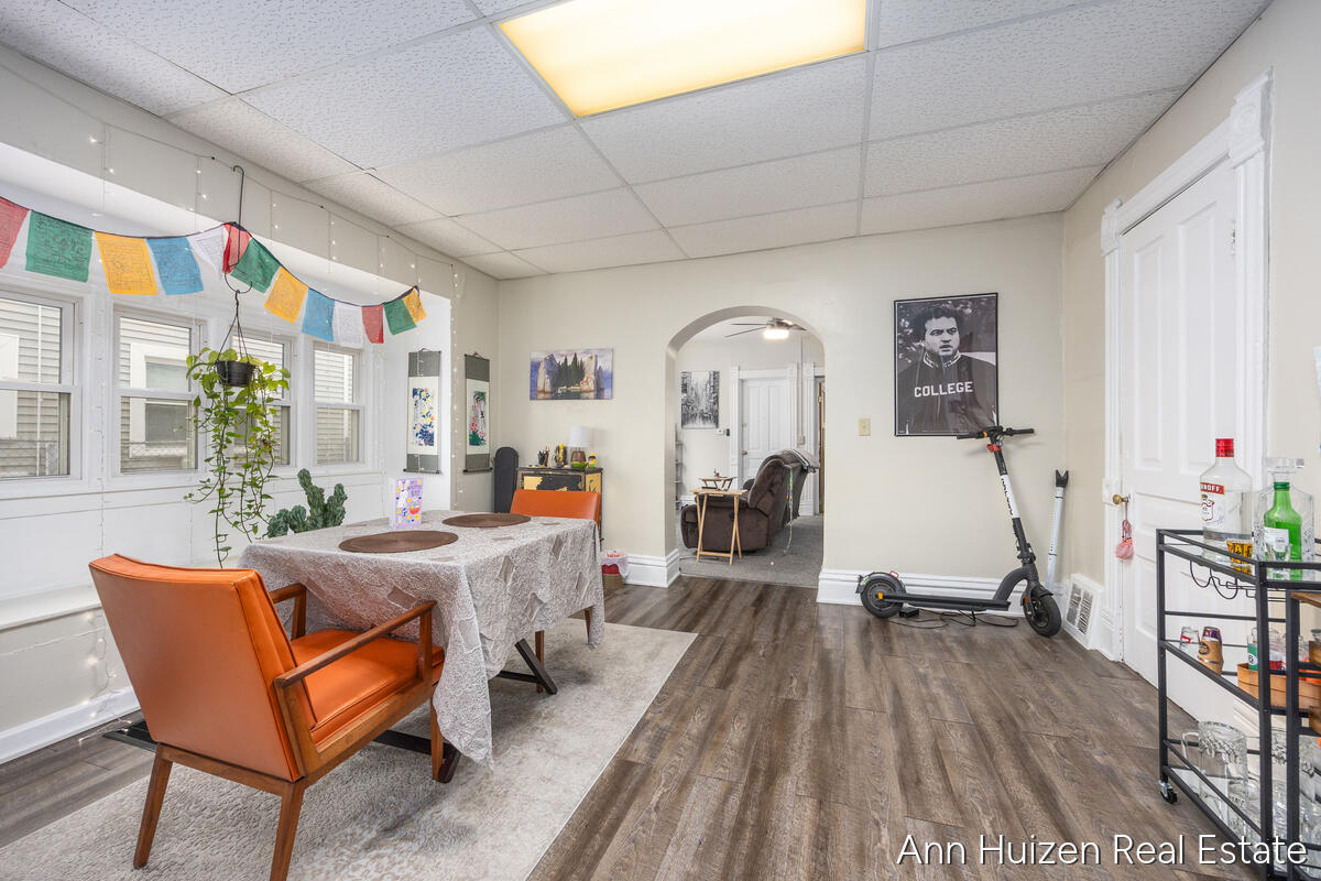 727 Union Avenue, Grand Rapids, MI, 49503-5429