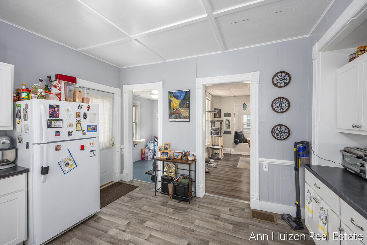 727 Union Avenue, Grand Rapids, MI, 49503-5429