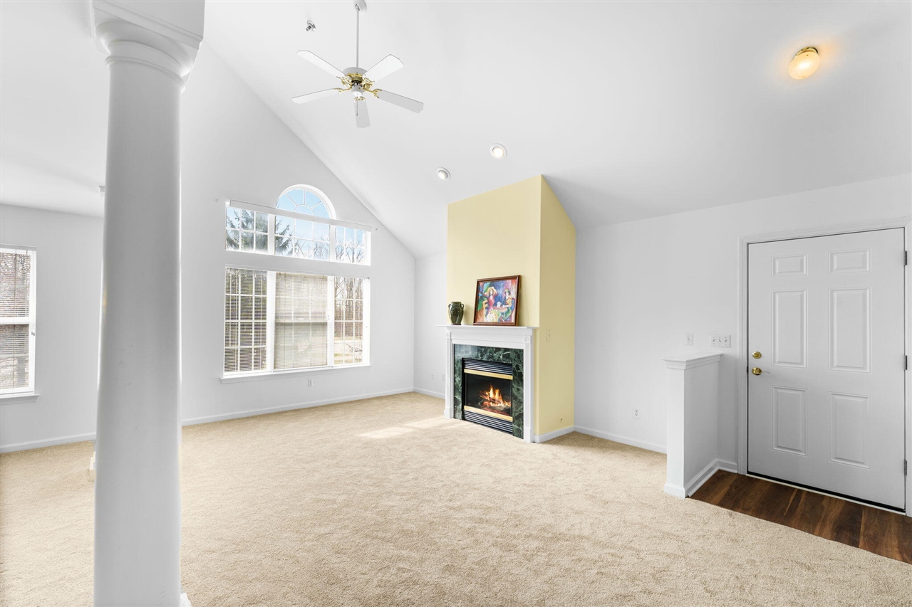 9475 Lakeside Drive, Ypsilanti, MI, 48197-6173